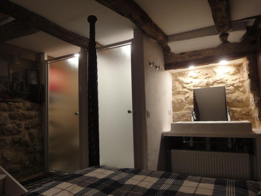 Les Appartements D Artiste De La Villa Du 15 - Restaurant La Maison - Piscine Chauffee Les Eyzies Exteriér fotografie